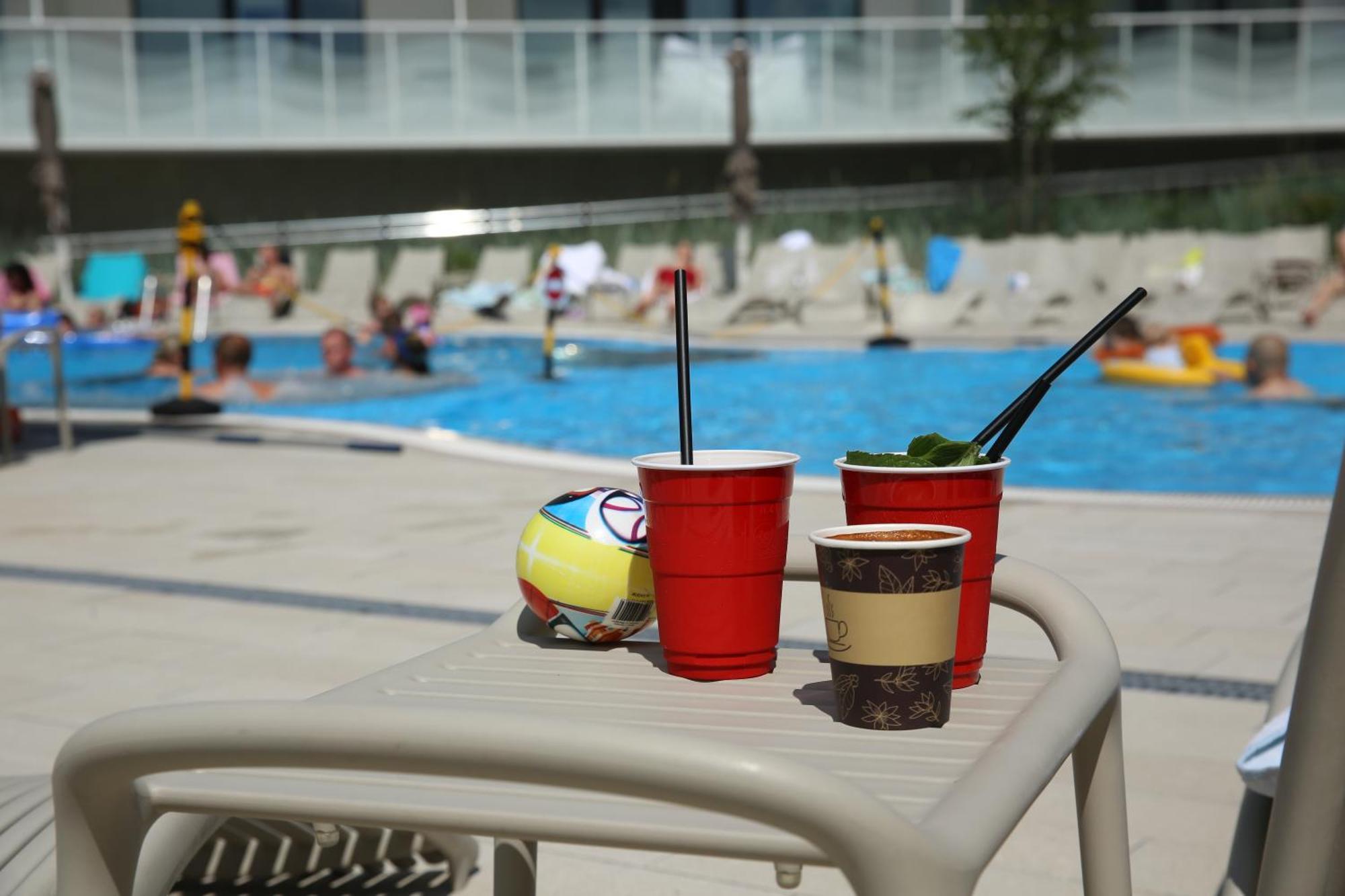 Apartamenty Z Basenem-Polanki Aqua - Holiday City Колобжег Екстериор снимка